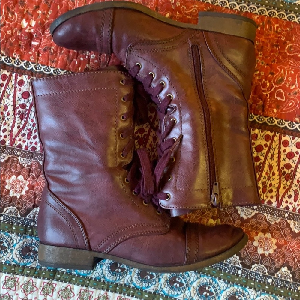 Mid calve wine colored combat boot